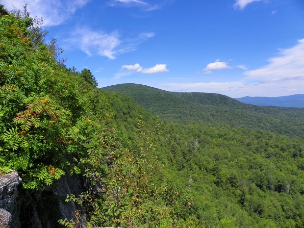GiantLedgeAug2011